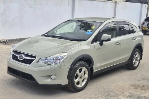 Subaru XV Hybrid 2014 Gray - 1