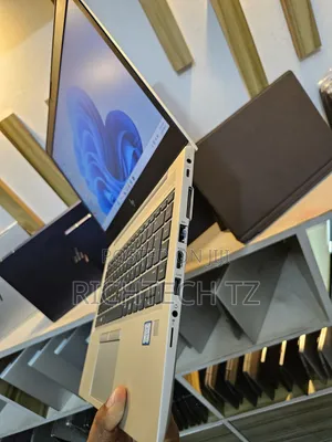 HP EliteBook 840 G5 Laptop - Core i7, 8GB RAM, 256GB SSD