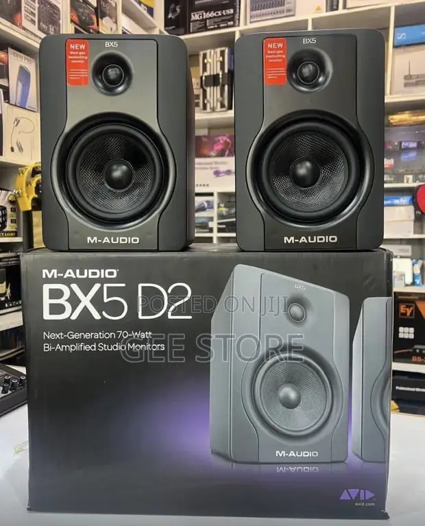 M-Audio BX5 D2 Studio Monitors Speakers - 1