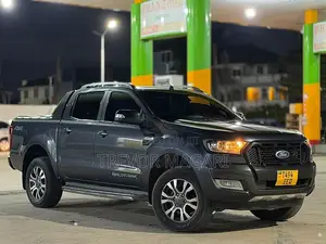 Ford Ranger Wildtrak 2018 Nyeusi
