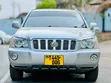 Toyota Kluger 2005 Silver - 1