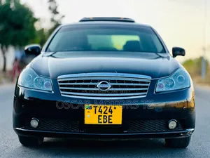 Nissan Fuga 2007