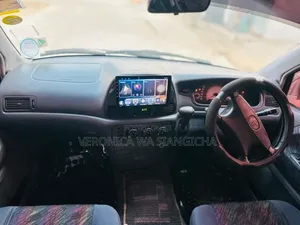 Toyota Noah SR40 2001