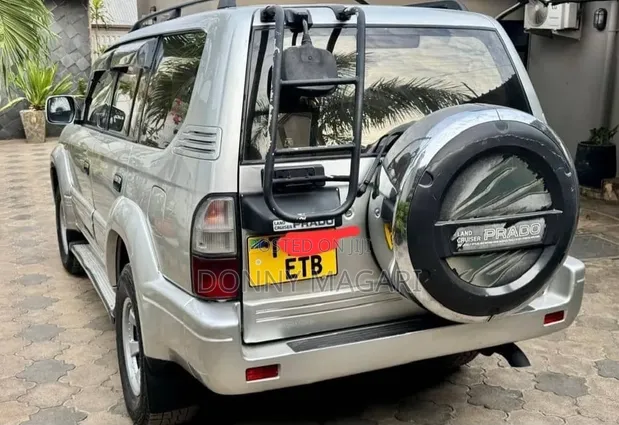 Toyota Land Cruiser Prado TX 2002 Silver - 1