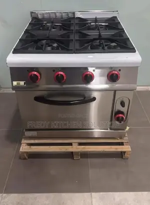 4 Burner Commercial Gas Range with Oven