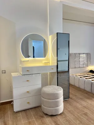 Classic Luxurious Dressing Table with LED Mirror