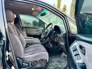 Toyota Harrier 2.4 SUV 2005 Black