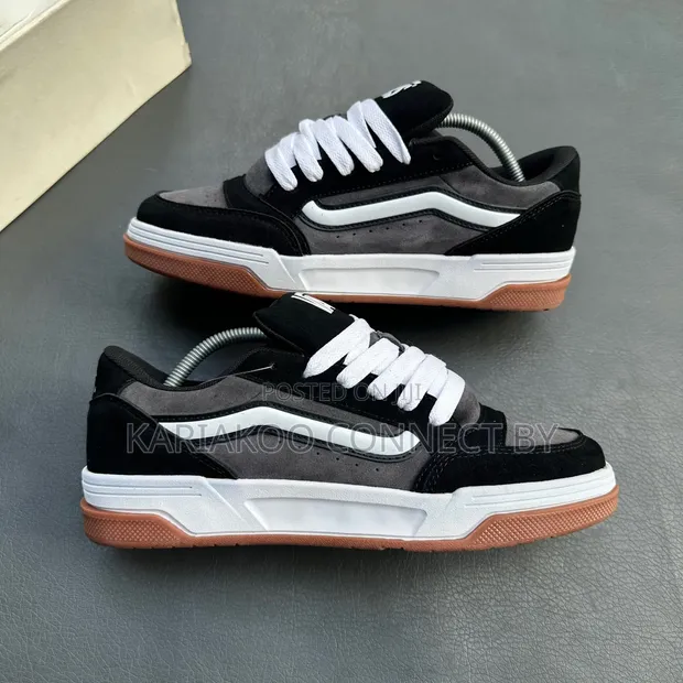 Vans Upland Sneakers Collection - 1
