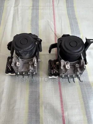Toyota Crown ABS Unit