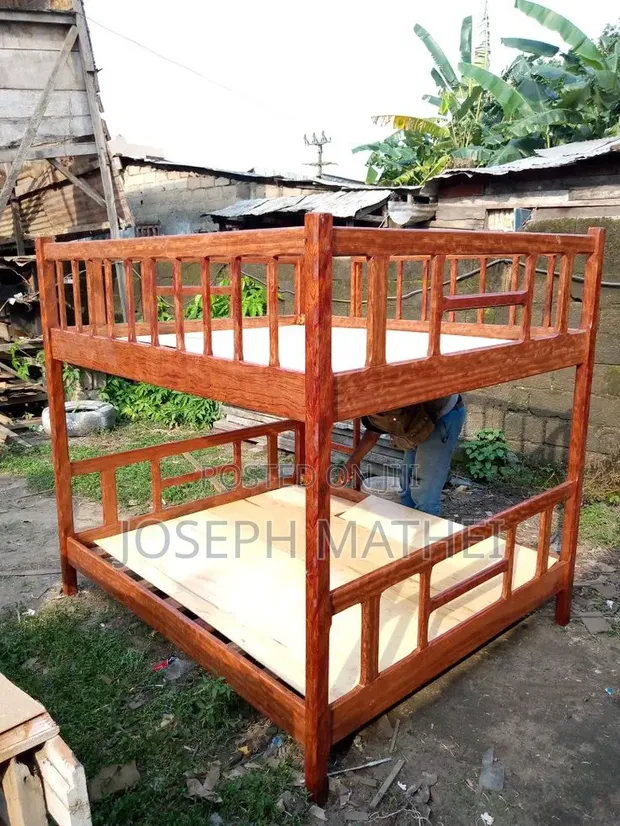 Bunk Bed Wood 5/6 Queen - 1