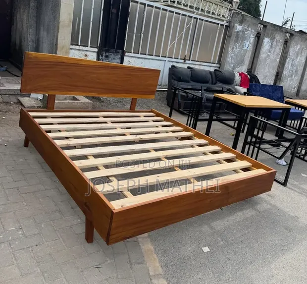 Skyline Furniture Solid Wood Bed Frame 5/6 King - 1