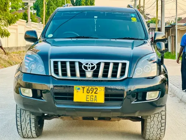 Toyota Land Cruiser Prado 2008 Black - 1