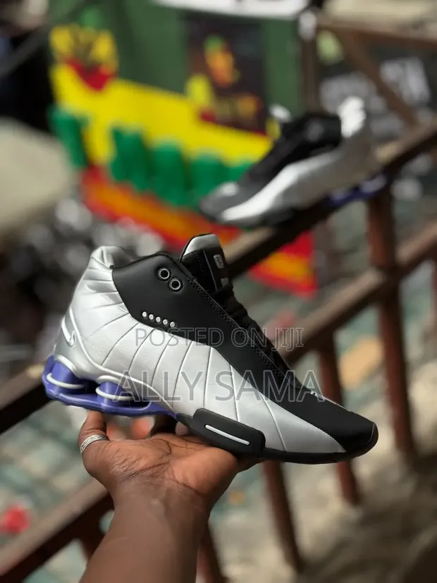 New Nike Shox Sneakers - Leather - 1