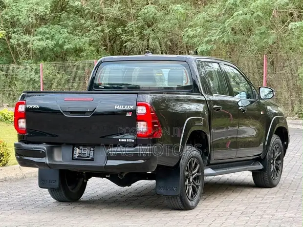 Toyota Hilux Revo GR Sport Double Cab 2.4 Diesel 4WD 2022 Black - 1