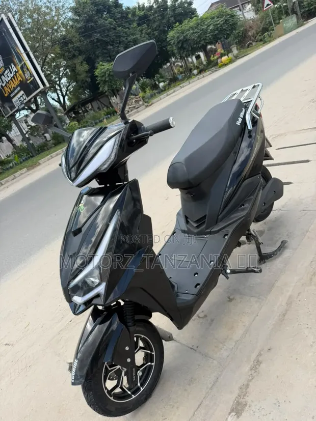New Electric Scooter 2026 Black - 1
