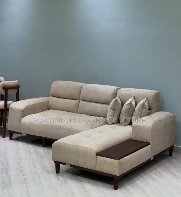 Brand New L-Shaped Sofa for 4 People - 1
