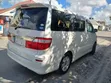 Toyota Alphard 2004 White - 4