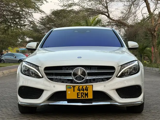 Mercedes-Benz C200 2014 - 1