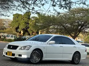 Toyota Crown Athlete 2007 White