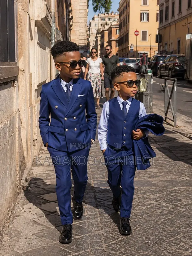 Two-Piece Children's Suit - 1