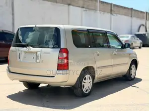 Toyota Succeed 2005 - Beige