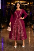 Elegant Gold-Accent Evening Dress - 1