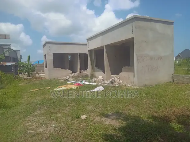 4-Bedroom Apartment for Sale in Kerenge - 1
