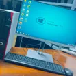Kompyuta ya Mezani Fujitsu Esprimo D586/P na Monitor ya HP 22" - 2