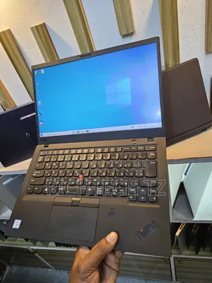 Lenovo ThinkPad X1 Carbon Laptop