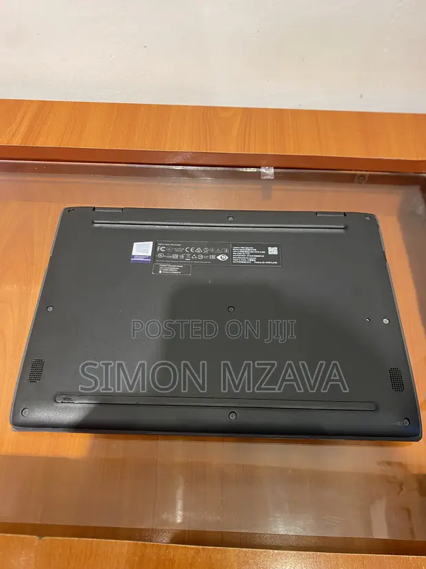 Laptop Lenovo 100e 4GB RAM 128GB SSD - 1
