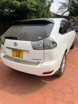Toyota Harrier 2007 White - 3