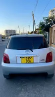 Toyota IST 2004 Silver - 2