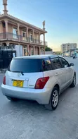 Toyota IST 2004 Silver - 3