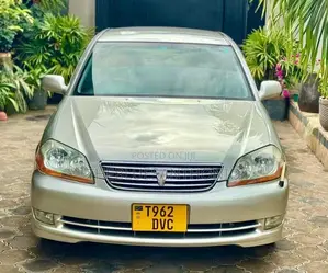 Toyota Mark II Grande 2004