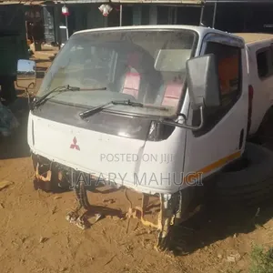 Mitsubishi Canter Egg Cabin