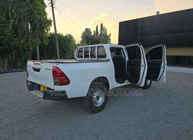 Toyota Hilux Revo 2016 - 1