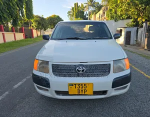 Toyota Succeed 2004 - Pearl White