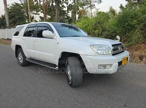 Toyota Hilux Surf 2004