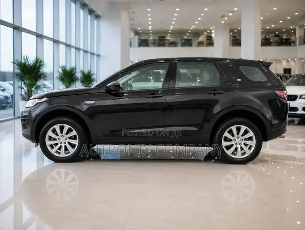 Land Rover Discovery Sport 2015 Black - 1