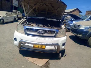 Toyota Hilux Double Cabin 2010