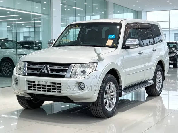 Mitsubishi Outlander 2013 White - 1