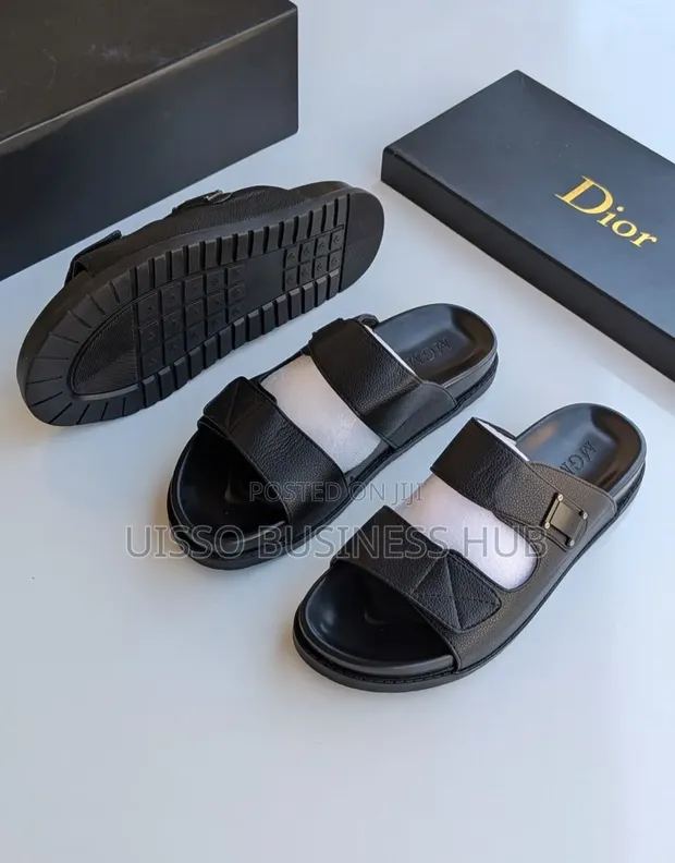 Simple Men's Sandals - 1
