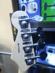 Gitaa za Bass za Ibanez & Fender Zinapatikana - 5