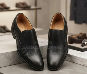 Clarks Black Moccasins - Sizes 39-45