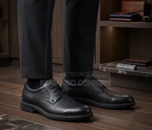Clarks Men's Black Leather Shoes