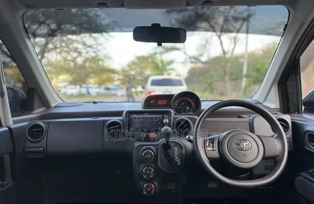 Toyota Porte 2014 Kahawia Giza - 1