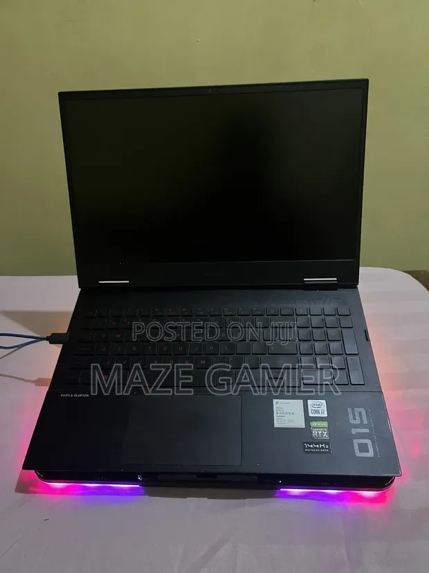 Laptop HP Omen 15 - Intel Core i7, 16GB RAM, 512GB SSD - 1