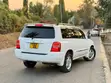 Toyota Kluger 2001 White - 3
