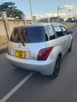 Toyota IST 2005 Silver - 4