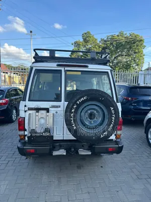 Toyota Land Cruiser LX 2020
